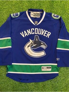 NHL Reebok Vancouver Canucks hockey jersey size large